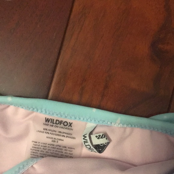 WILDFOX Stars BIKINI SET Ruffled Bottom/Top Size S - Picture 6 of 8